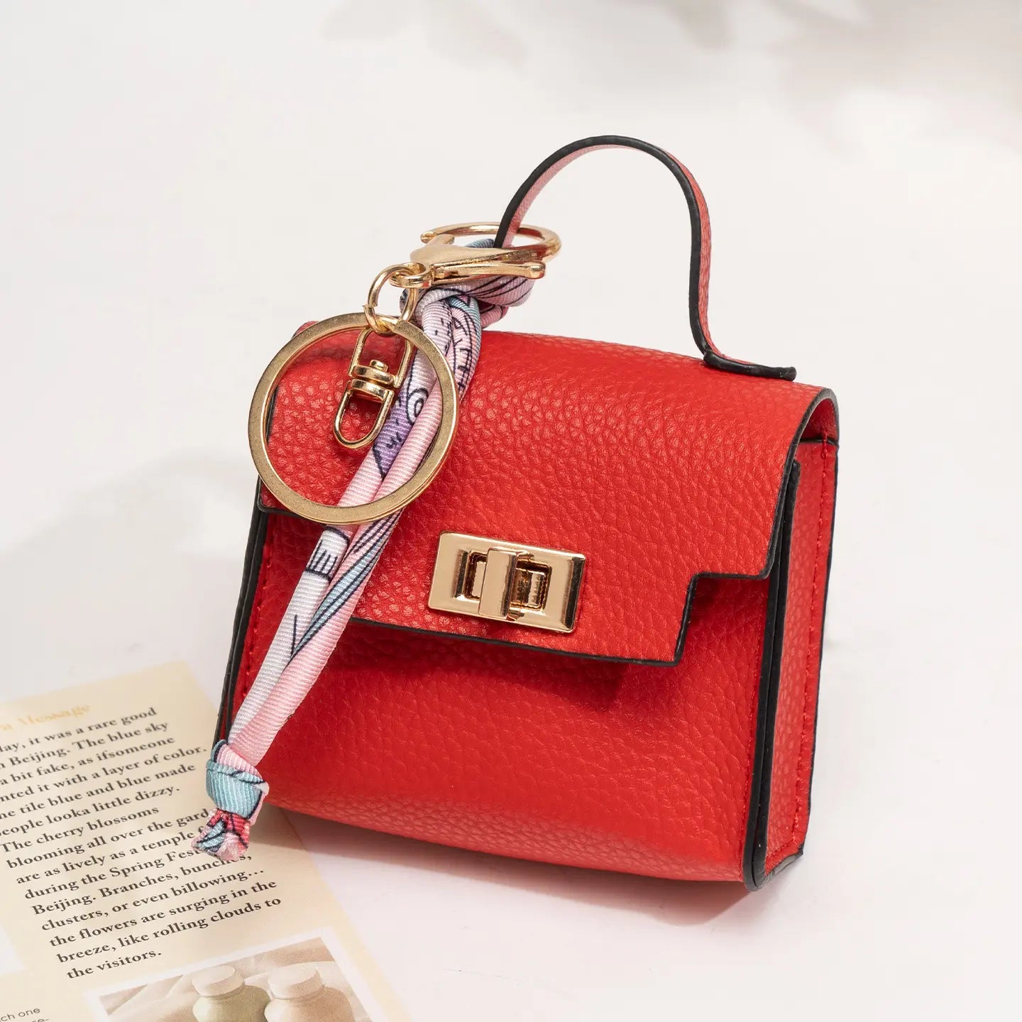 👛Mini Square Bag Pendant Keychain - High Quality Leather with Colorful Strap