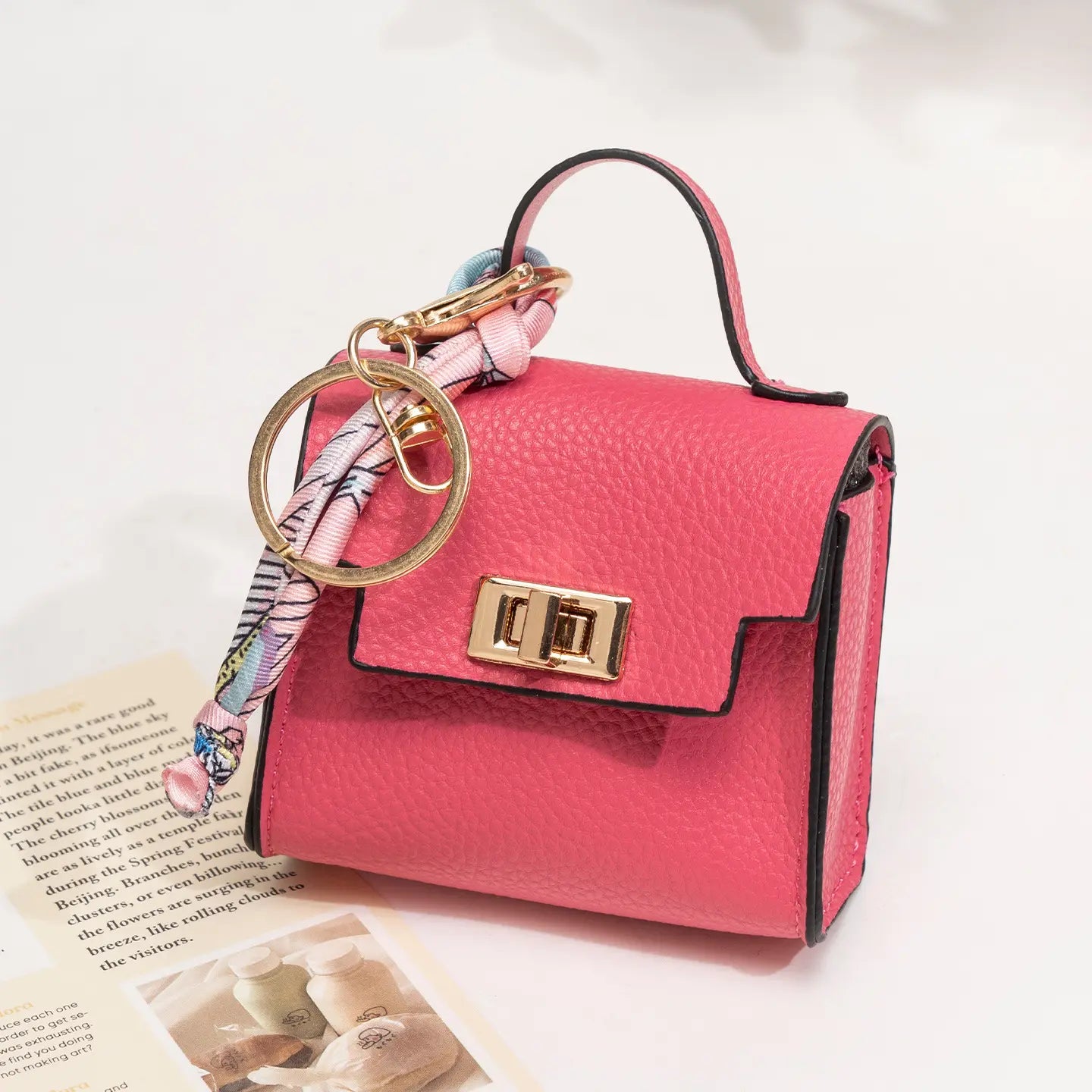 👛Mini Square Bag Pendant Keychain - High Quality Leather with Colorful Strap