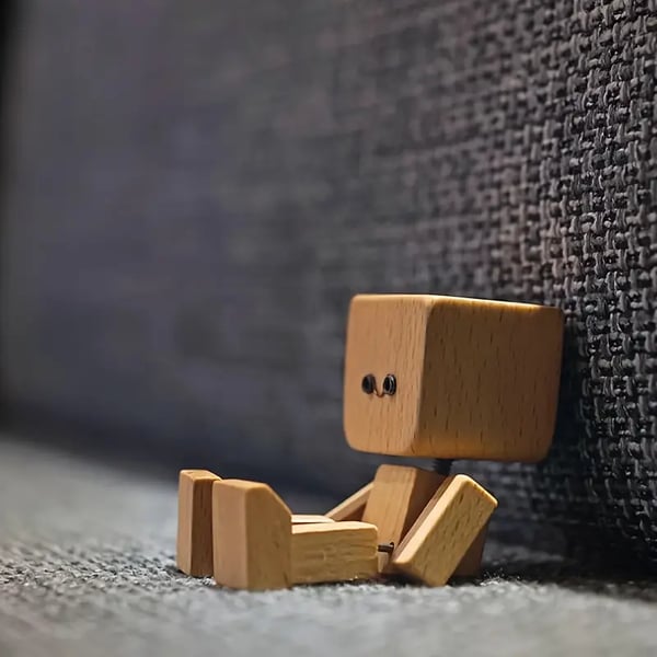 🪵Wooden Decorative Figure | Movable Rocking Design, Interchangeable Faces, Art Tabletop Ornament